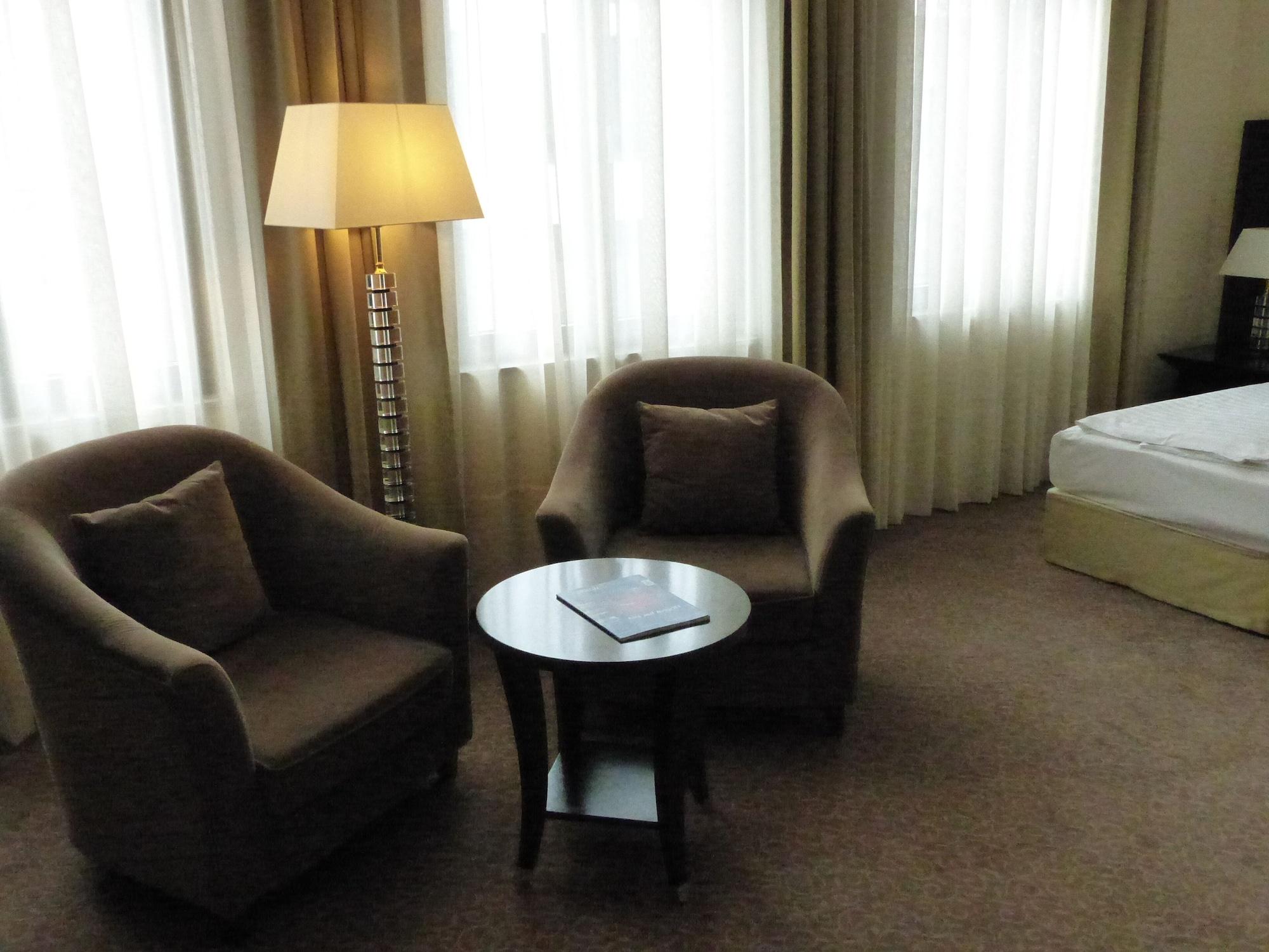 Grand Palace Hotel Hannover Exterior photo